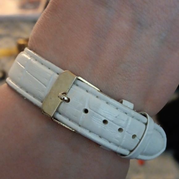 Cote d' Azur Watch - Picture 4 of 4